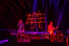 ポルノグラフィティが“暁”の向こう側を見せた全国ツアー、日本武道館2DAYSで29公演完走