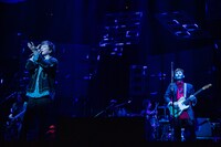 ポルノグラフィティ（撮影：入日伸介）