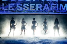 「LE SSERAFIM JAPAN DEBUT SHOWCASE 'FEARLESS'」の様子。