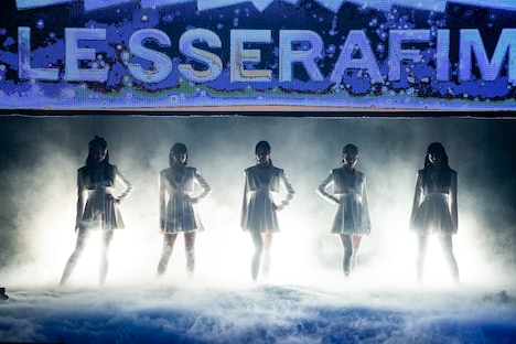 「LE SSERAFIM JAPAN DEBUT SHOWCASE 'FEARLESS'」の様子。