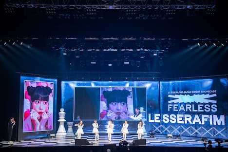 「LE SSERAFIM JAPAN DEBUT SHOWCASE 'FEARLESS'」の様子。