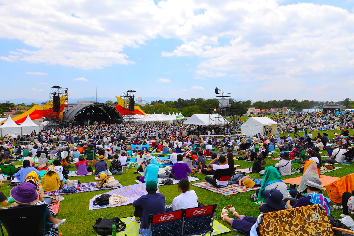 「CIRCLE」福岡・海の中道海浜公園 野外劇場の様子。