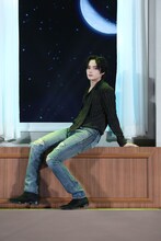 HUENINGKAI (P)&(C) BIGHIT MUSIC