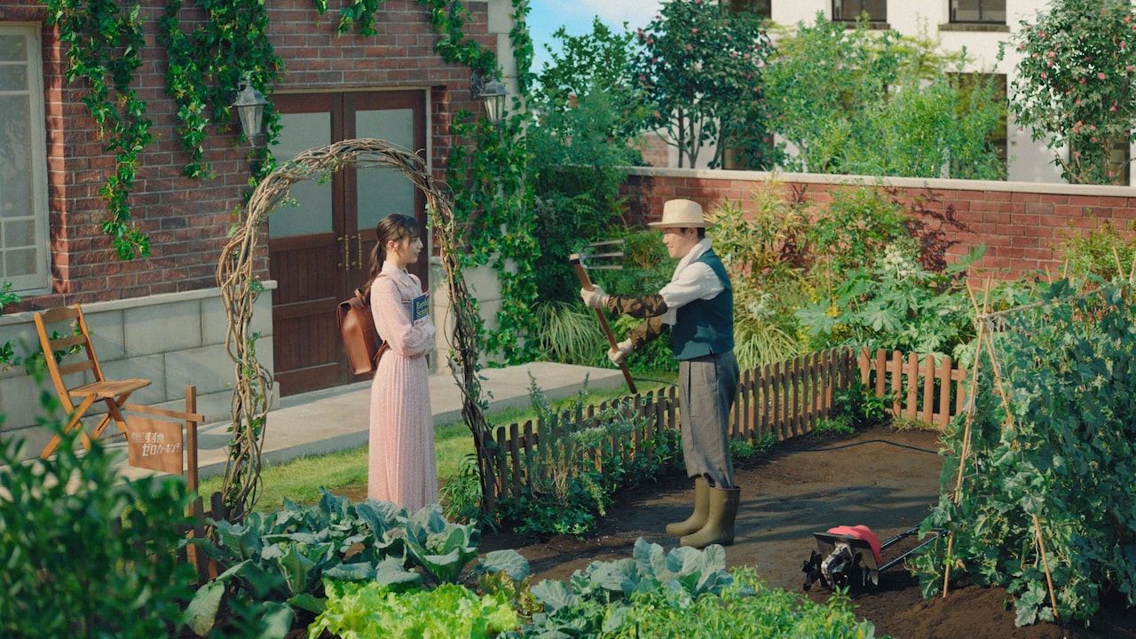 日向坂46小坂菜緒がクワで農作業、変わり者教授の阿部サダヲとゼロカーボンを考える