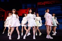 「＝LOVE全国ツアー2023『Today is your Trigger』」福岡市民会館公演の様子。