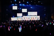 「＝LOVE全国ツアー2023『Today is your Trigger』」福岡市民会館公演の様子。