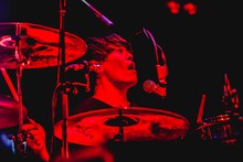 KOUHEI（Dr, Cho / 04 Limited Sazabys）（撮影：渡邉一生）