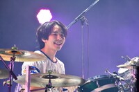 ねぎ（Dr / Novelbright）（Photo by AZUSA TAKADA）