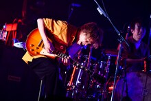 黒田隼之介（G, Cho / sumika）（Photo by AZUSA TAKADA）