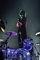 YOSHIKI（Dr, Piano）