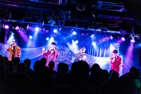 「OverTone Live Tour 2022-2023『POP APP』」岡山・CRAZYMAMA KINGDOM公演の様子。（撮影：藤田駿［ARIGATO MUSIC］）