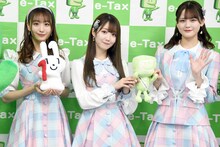 左から瀧脇笙古、大谷映美里、高松瞳。