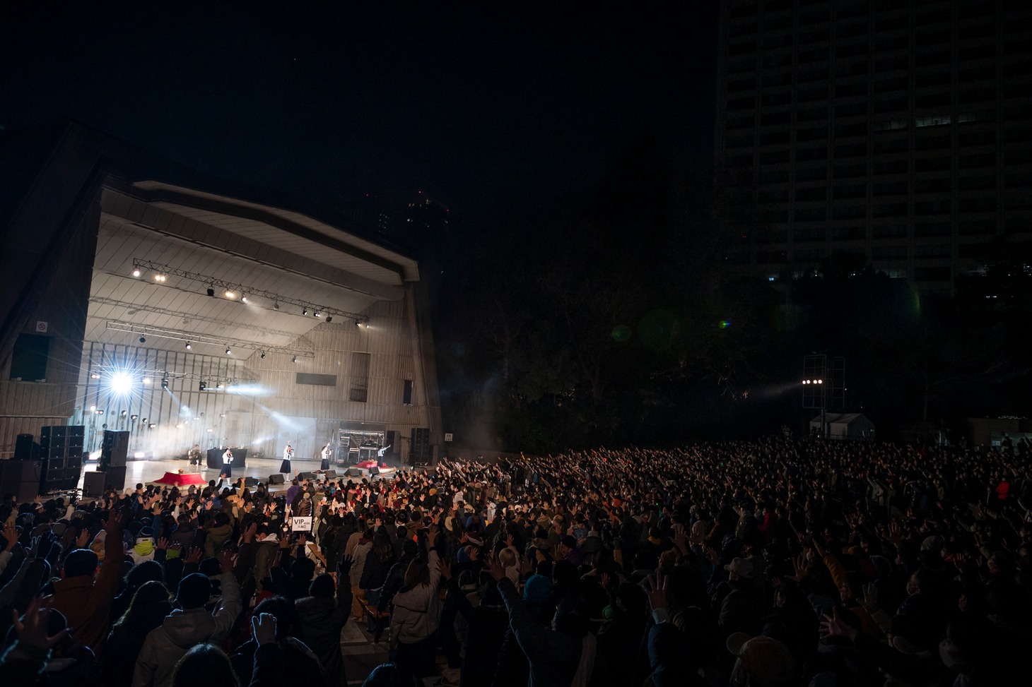 新しい学校のリーダーズ（Photo by MAYUMI）