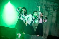 新しい学校のリーダーズ（Photo by MAYUMI）