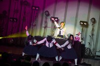 新しい学校のリーダーズ（Photo by MAYUMI）