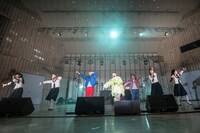 「ライブナタリー 5周年記念公演 “水曜日のカンパネラ × chelmico × 新しい学校のリーダーズ”」アンコールの様子。（Photo by MAYUMI）