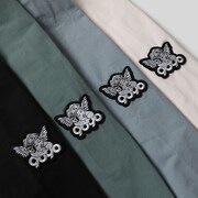 「原因は自分にある。× 9090 9090 Angel Snow Parka」のディテール。