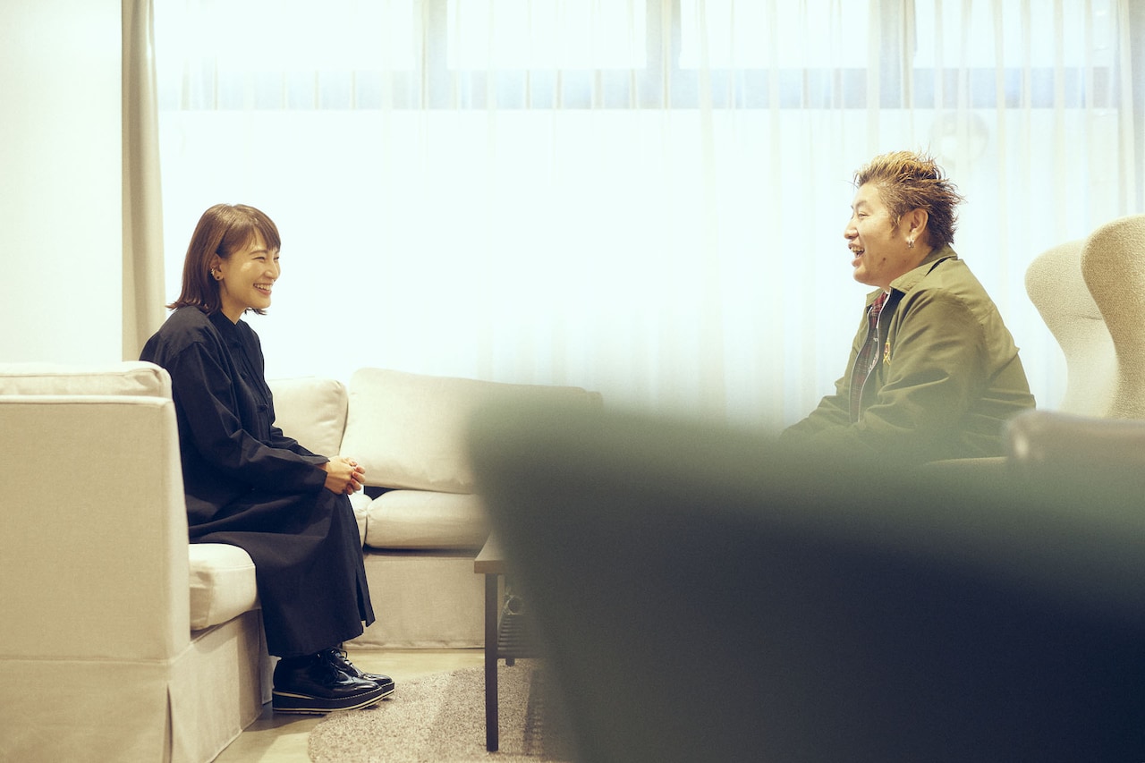 左から鈴木杏樹、吉田豪。