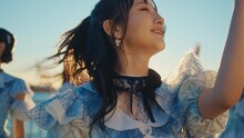 STU48 瀬戸内PR部隊 Season2「笑顔のチャンス」のミュージックビデオより。(c)STU/KING RECORDS