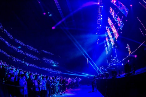 星街すいせい「Shout in Crisis」の様子。