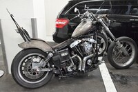 式場内に飾られたバイク。