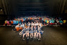 手羽先センセーションの愛知・日本特殊陶業市民会館 フォレストホール公演の様子。