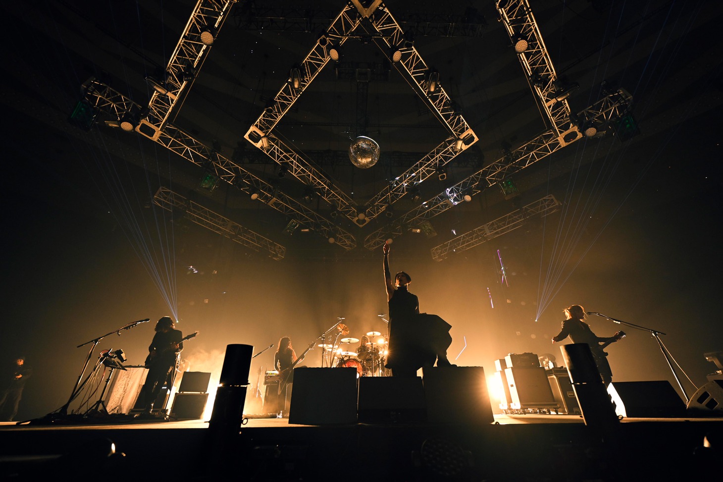 「THE FATAL HOUR HAS COME AT 日本武道館」の様子。（撮影：江隈麗志）