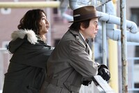 左から仲野温、置鮎龍太郎。(c)中京テレビ