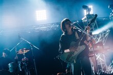 もっさ（Vo, G / ネクライトーキー）（Photo by Kana Tarumi）