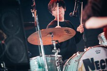 カズマ・タケイ（Dr / ネクライトーキー）（Photo by Kana Tarumi）