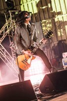 JIM（G / THE BAWDIES）（撮影：森好弘）