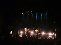 「みんなと陽気な休日」の様子。（撮影：小財美香子）