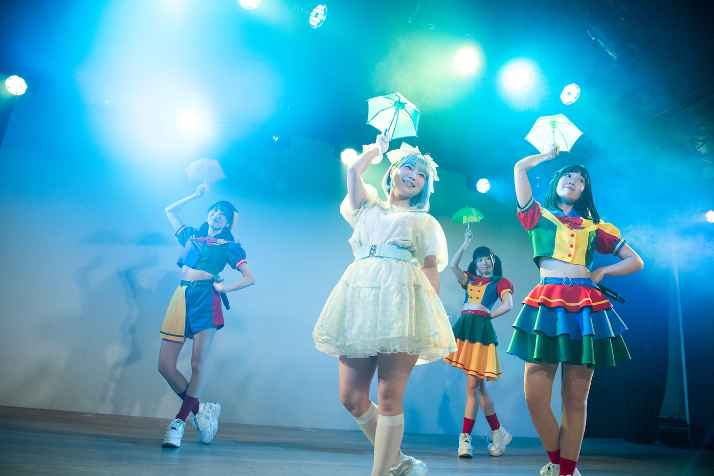 「アンブレラ」でコラボするごいちーとばっぷる。