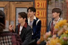 JO1の佐藤景瑚、河野純喜、木全翔也。