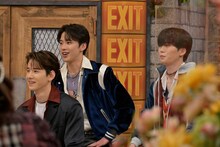 JO1の佐藤景瑚、河野純喜、木全翔也。