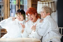 「THE RAMPAGE SPECIAL ～グルグル回るよ運のツキ！2023年運勢ランキングNo.1は誰だ?!～」より。（撮影：曽我美芽）