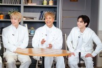 「THE RAMPAGE SPECIAL ～グルグル回るよ運のツキ！2023年運勢ランキングNo.1は誰だ?!～」より。（撮影：曽我美芽）