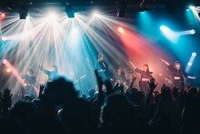 「INUWASI Tokyo Oneman Tour〝 N 〟」の様子。