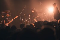 「INUWASI Tokyo Oneman Tour〝 N 〟」の様子。