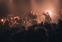 「INUWASI Tokyo Oneman Tour〝 N 〟」の様子。