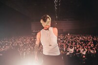 HIKAGE（Photo by Taka"nekoze photo"）