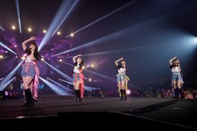 ももいろクローバーZ「ももクロくらぶxoxo ～バレンタイン DE NIGHT だぁ～Z！2023」の様子。（撮影：笹森健一）