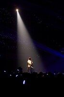 藤原基央（Vo, G）