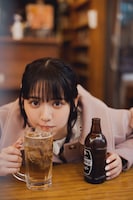 鎮西寿々歌（東京ニュース通信社刊 / 撮影：HIROKAZU）