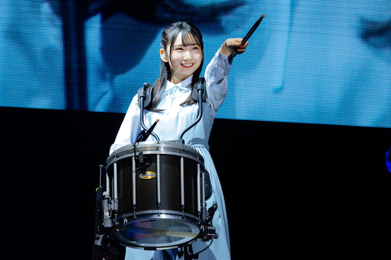 藤嶌果歩 直筆 生写真 3回目のひな誕祭 9th制服 おもてなし会　クッション 日向坂46 藤嶌果歩 生写真 「3回目のひな誕祭」リメイクモザイク