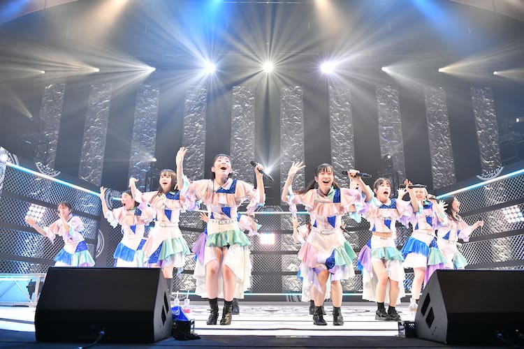 エビ中、10人体制で挑む春ツアー「100%ebism」 - 音楽ナタリー