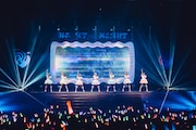 FRUITS ZIPPER「1st LIVE TOUR 2023 -WINTER- ♡BE AT THE HEART♡ -TOUR FINAL-」の様子。(撮影:ヨシモリユウナ)