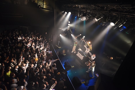 「lyrical school one man live 2023 NEW WORLD」の様子。