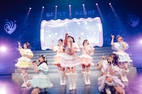 FRUITS ZIPPER「1st LIVE TOUR 2023 -WINTER- ♡BE AT THE HEART♡ -TOUR FINAL-」の様子。（撮影：ヨシモリユウナ）