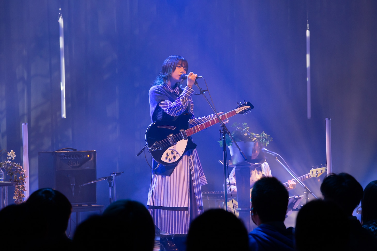 「八木海莉 One-Man Live『polydam』」初日公演の様子。（Photo by Loco Kinoshita）